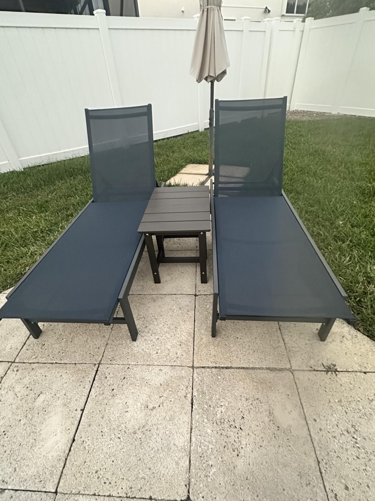 Outdoor Lounge Chair for Pool, Aluminum Chaise Lounge Chairs with 5-Position Recliner, Patio Lounge Chair for Backyard, Poolside, Deck, Lawn (Khaki) customer photo 2