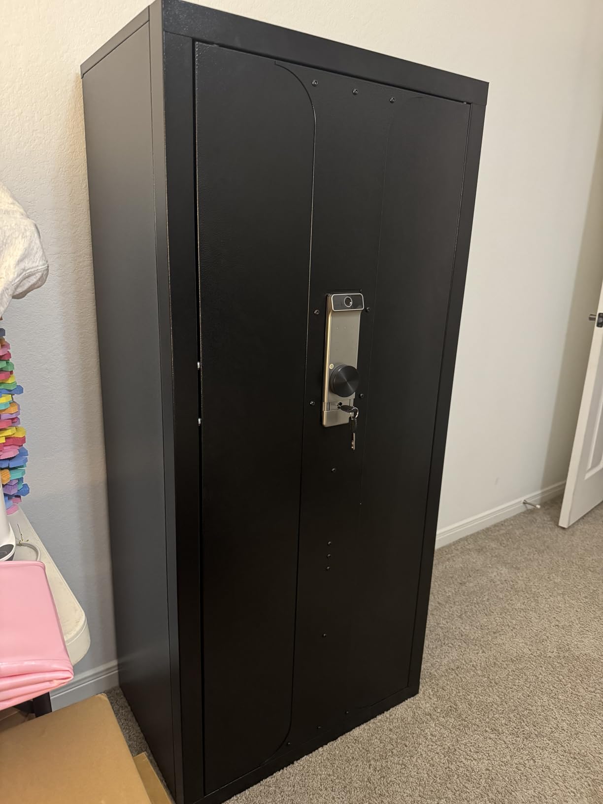KAER Large Biometric Gun Safe for Rifles and Pistols, 20-24 Gun Capacity Heavy Duty Safe with Fingerprint Lock & LED Light, Quick Access Rifle Safe for Home, Garage, Office customer photo 1