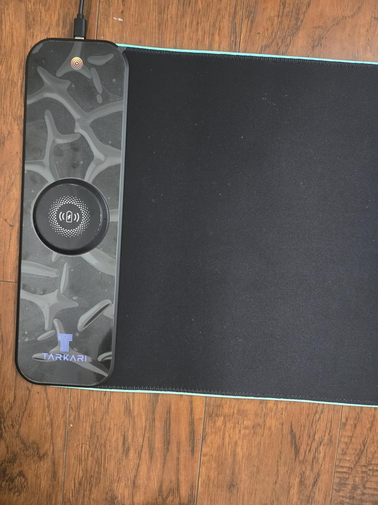 TARKARI Magnetic Wireless Charging RGB Mouse Pad, Large Gaming Desk Mat Waterproof, 31.5
