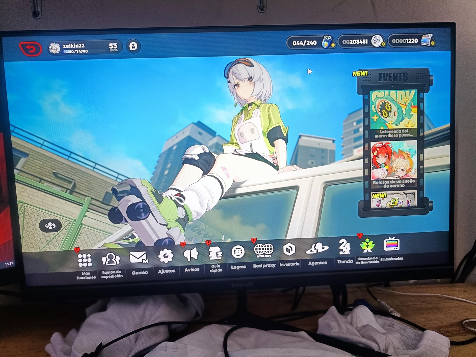 Gawfolk 32-inch 4K Ultra HD Computer Monitor, 144Hz Gaming Screen, 1ms, Adaptive Sync, 100% sRGB, 178° Wide Viewing Angle, HDMI 2.1, DisplayPort, Compatible with 100 * 100MM Wall Mount-Black customer photo 2