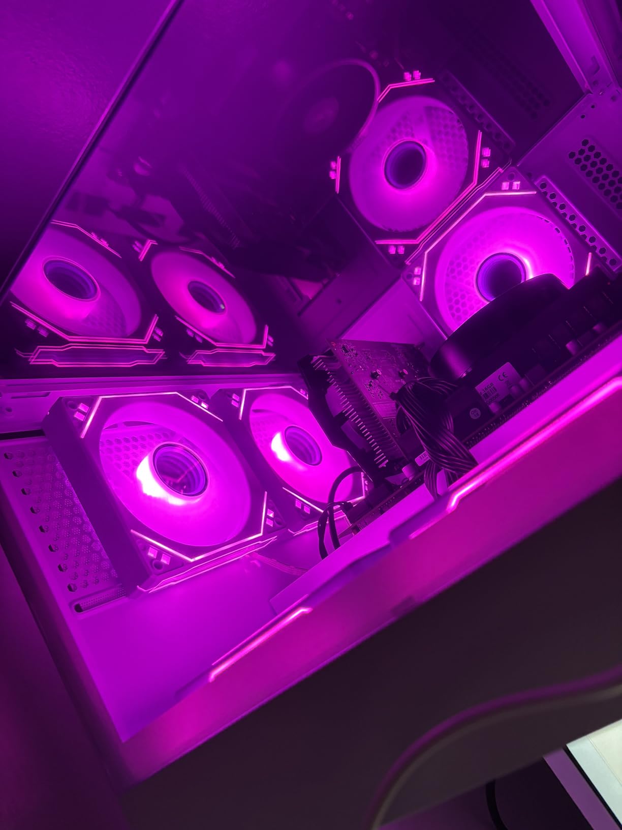 Prebuilt Gaming PC Desktop | Ryzen 5 6Cores 3.6G Up to 4.1G | RX 560 4G Graphics Card | 16G DDR4 RAM | 512G SSD | Wi-Fi 6 | Tower Computer White customer photo 1