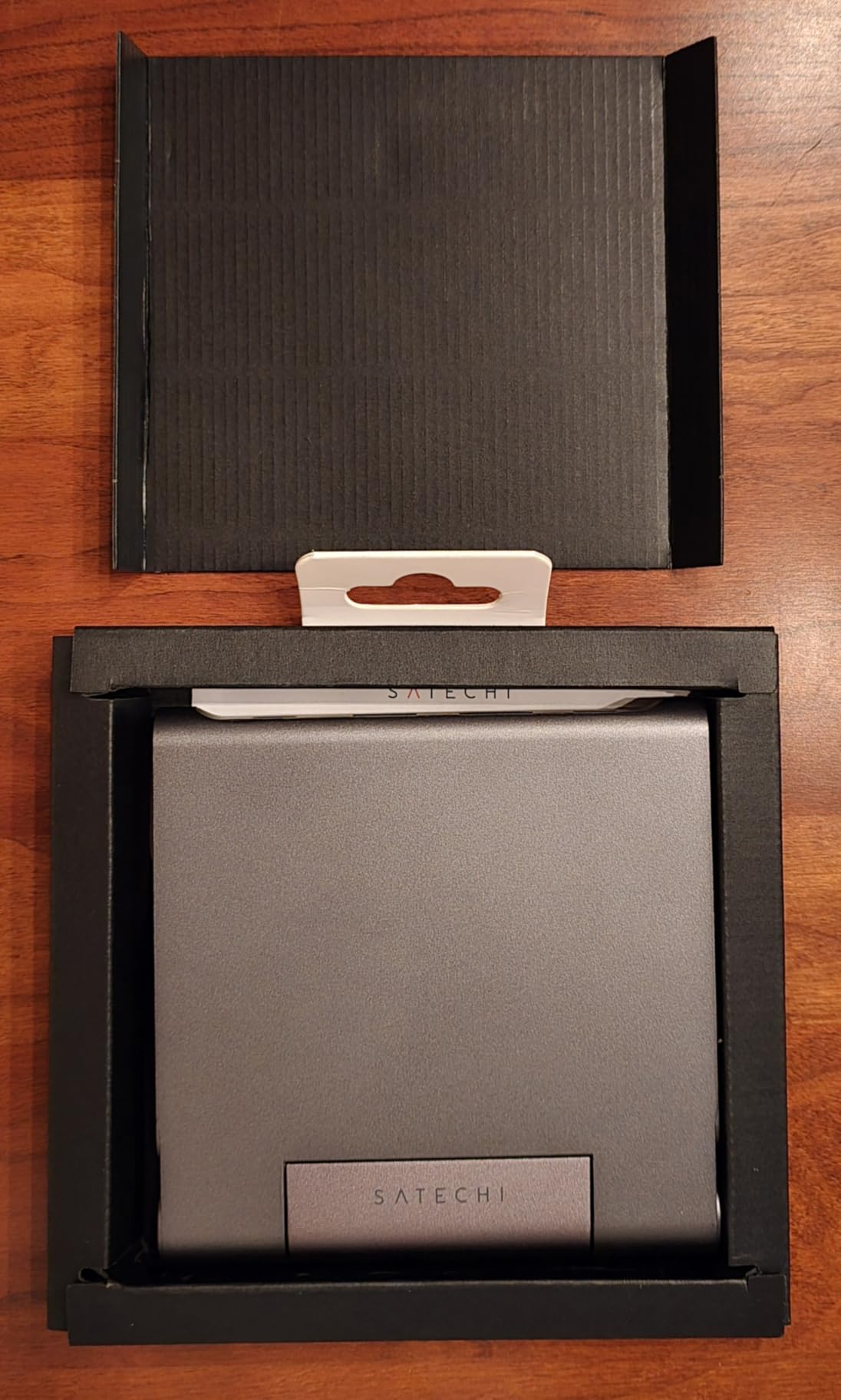 Satechi USB-C Stand Hub, Foldable Workstation with 4K@60Hz HDMI Display Expansion and 100W Power Delivery Charging, Designed for Tablets, Laptops & Smartphones, Up to 13-inch, Space Black customer photo 1