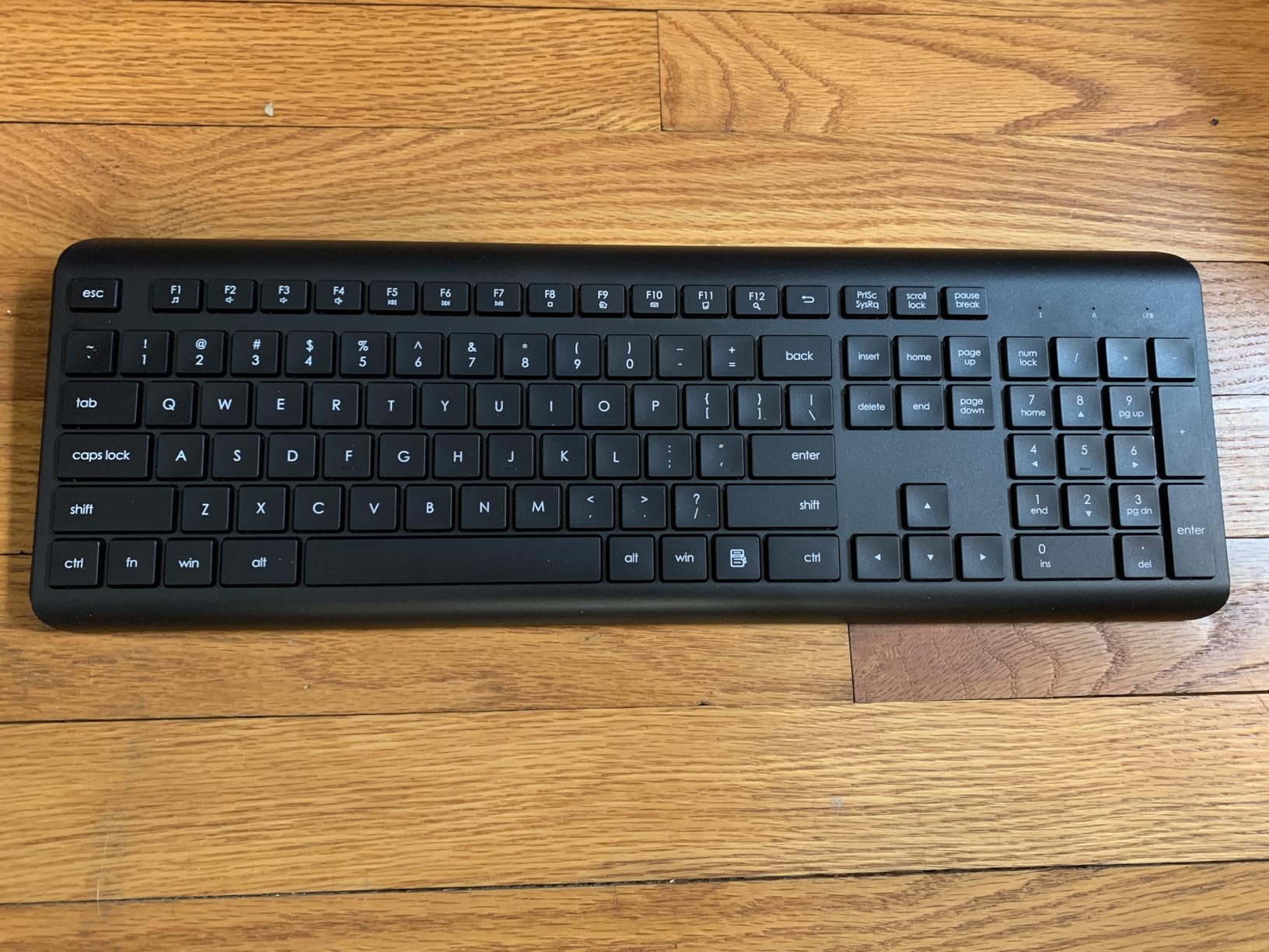 EDJO Wireless Keyboard, 2.4G Full-Sized Cordless USB Silent Computer Keyboard, Ergonomic Tilt Angle, Sleep Mode, Long Battery Life, for Windows, Mac OS Laptop/PC/Desktop/Notebook customer photo 2