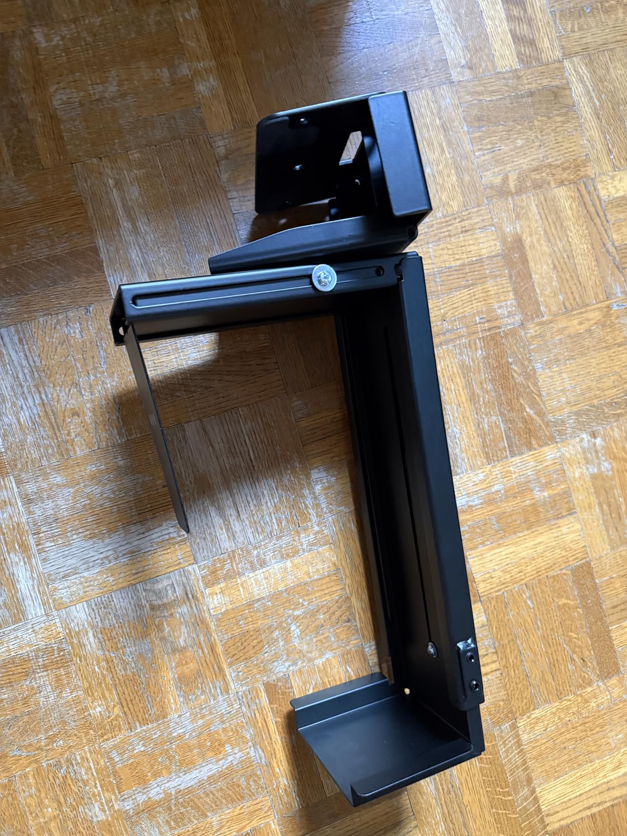 VIVO Adjustable Clamp-On Desk and Wall Installation Gaming PC Mount, USB Ports, Large Computer Case CPU Holder with Swivel Action and Secure Locking, Holds 44 lbs, Black, MOUNT-PCC2L customer photo 1