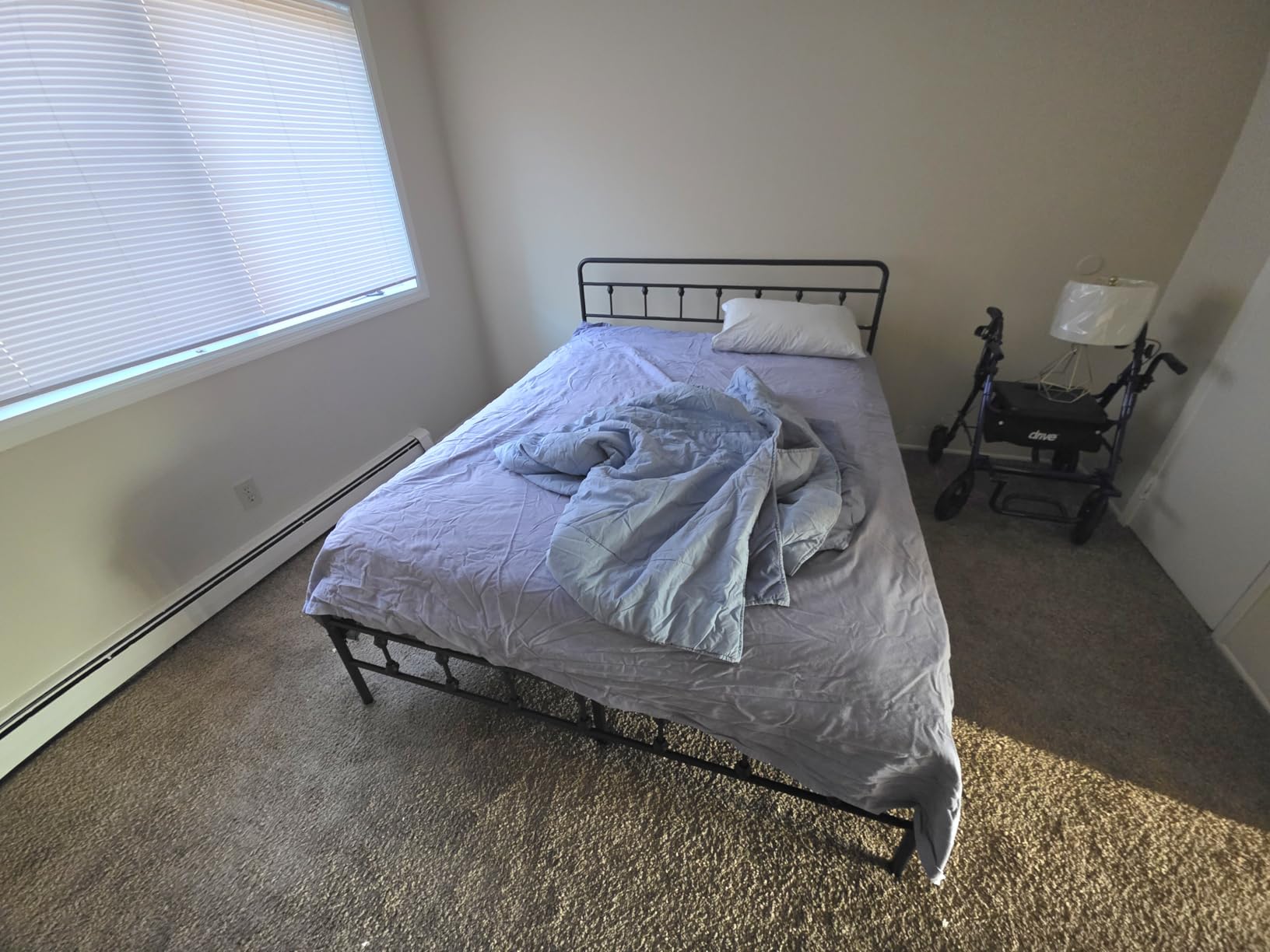 MOOA 12 Inch Queen Mattress - Mattress Hybrid Cooling Gel Memory Foam & Pocket Coils, Medium Firm Mattress in a Box for Ergonomic Spinal Support, Motion Isolation & Edge Support for Side & Back Sleepers customer photo 2