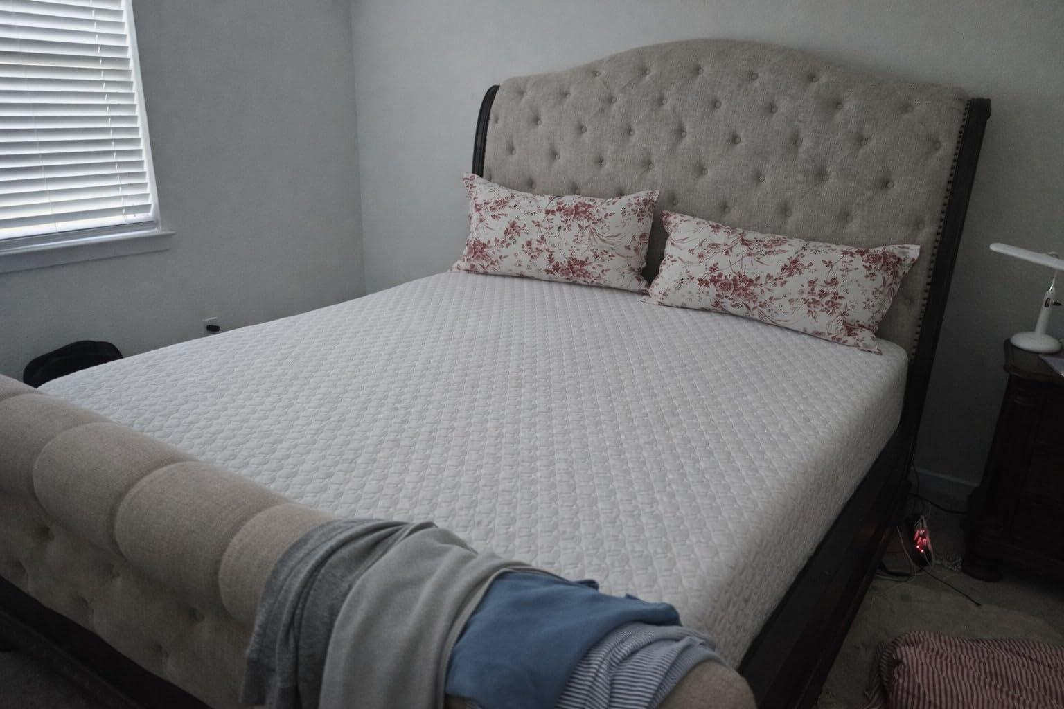 Neo Sleep Queen Size Mattress, 12 Inch Hybrid Comfort & Supportive Mattress in a Box, Cooling Gel Memory Foam and Pocket Springs with Pressure Relief, CertiPUR-US Certified, Medium Firm customer photo 1