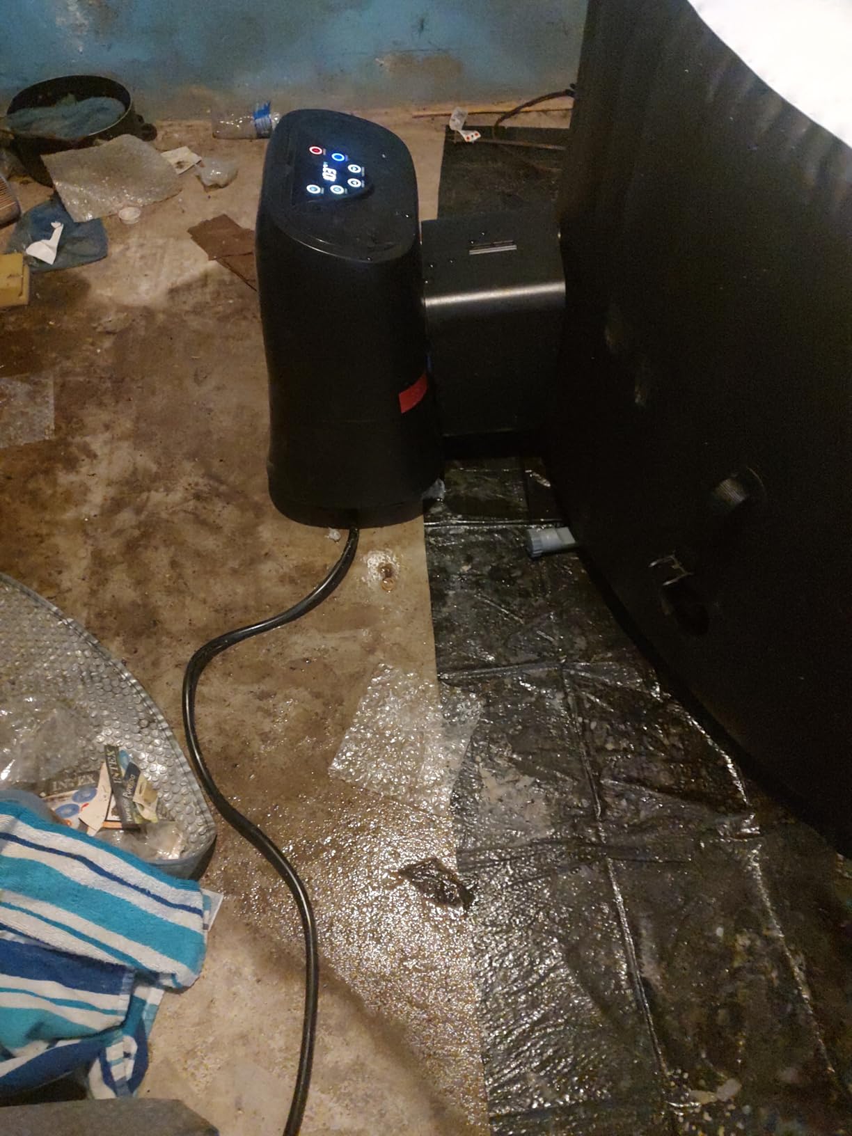 Inflatable Blow Up Hot Tub with LED Lights, 2 Person Oval Portable Hot Tub, Leak-Proof PVC Outdoor Spa with 100 Air Jets, Pump and Insulated Cover, Side Table, 75