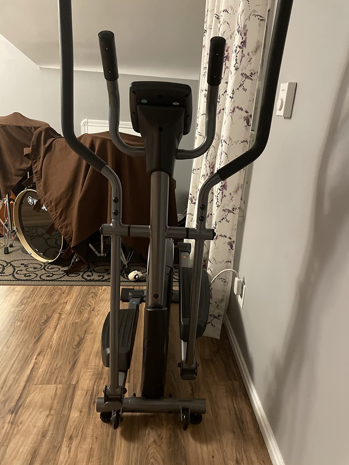 ANCHEER Elliptical Exercise Machine, Elliptical Trainer for Home Gym Exercise Equipment 550Lbs Max Weight, Ultra-Silent Elliptical Machine 16 Resistance Levels Pulse Rate Grips customer photo 2