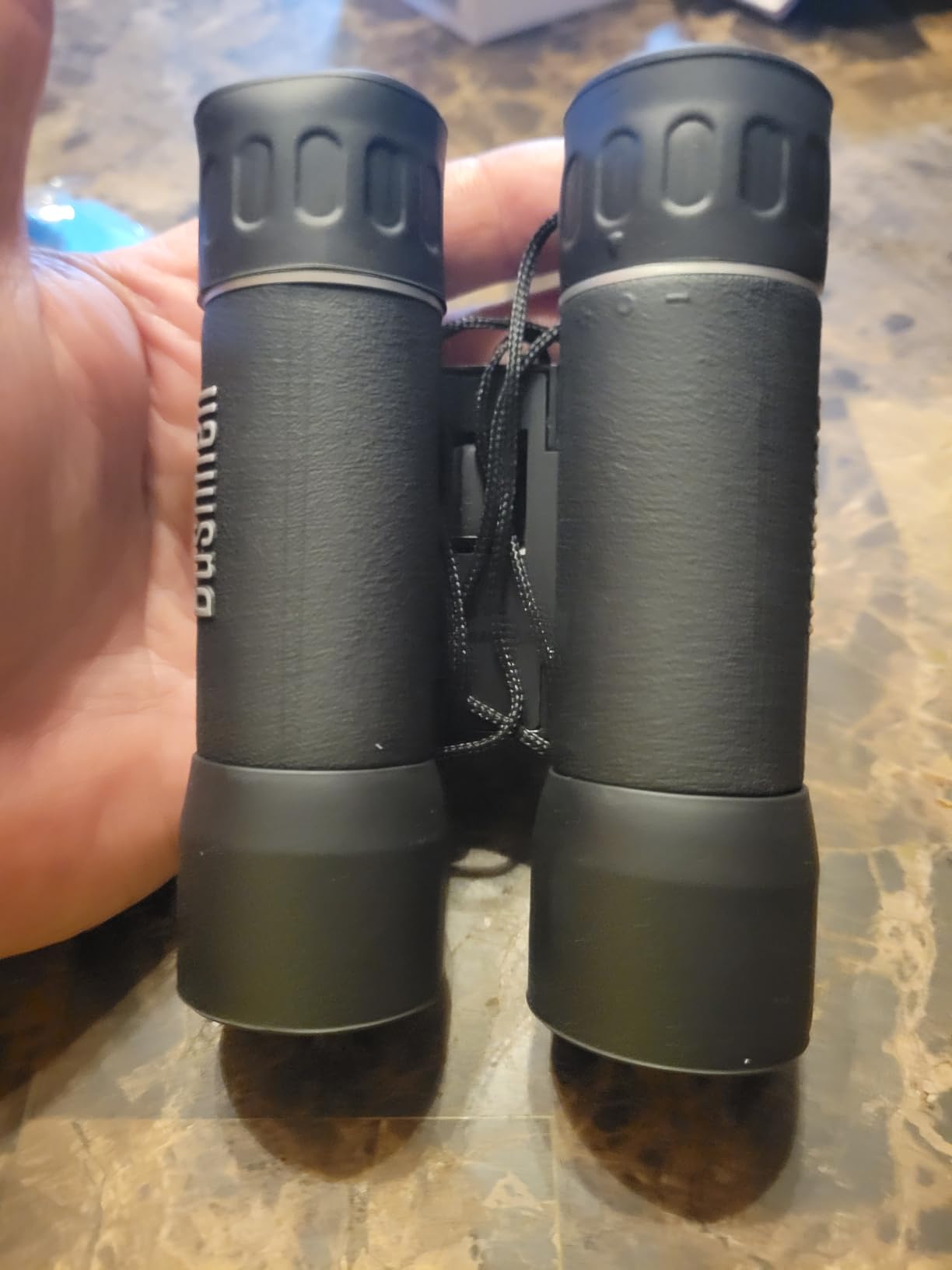 Bushnell 132516 Powerview 10x25 Compact Folding Roof Prism Binocular (Black) customer photo 1