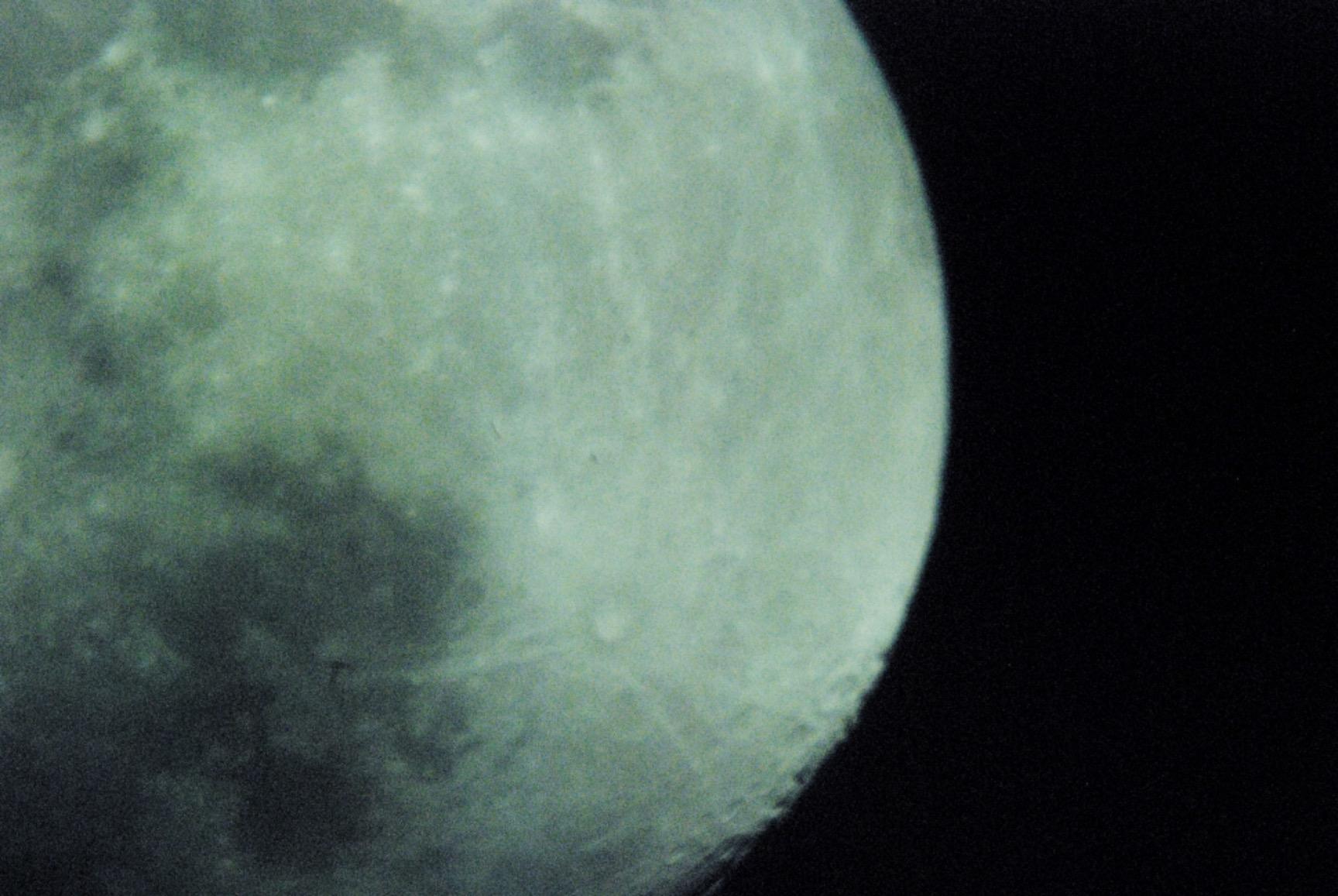 Celestron PowerSeeker 127EQ Telescope - Manual German Equatorial Telescope for Beginners - 127mm Aperture customer photo 1