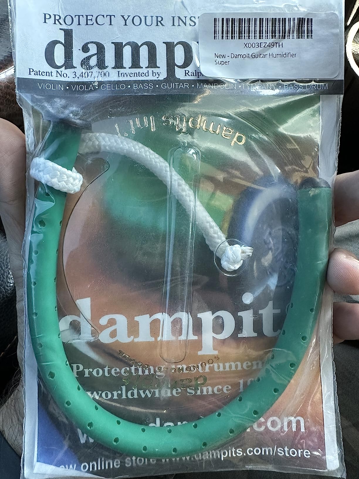 Dampit Guitar Humidifier Super customer photo 2