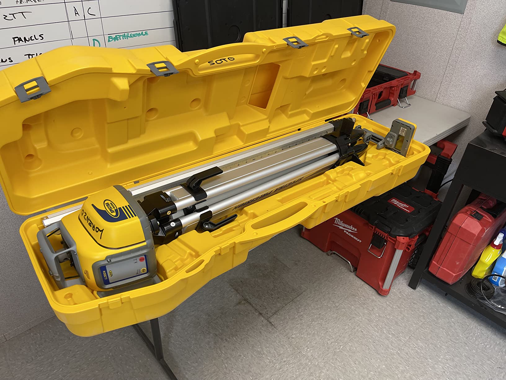 Spectra Precision Laser Level, Self Leveling Kit customer photo 1