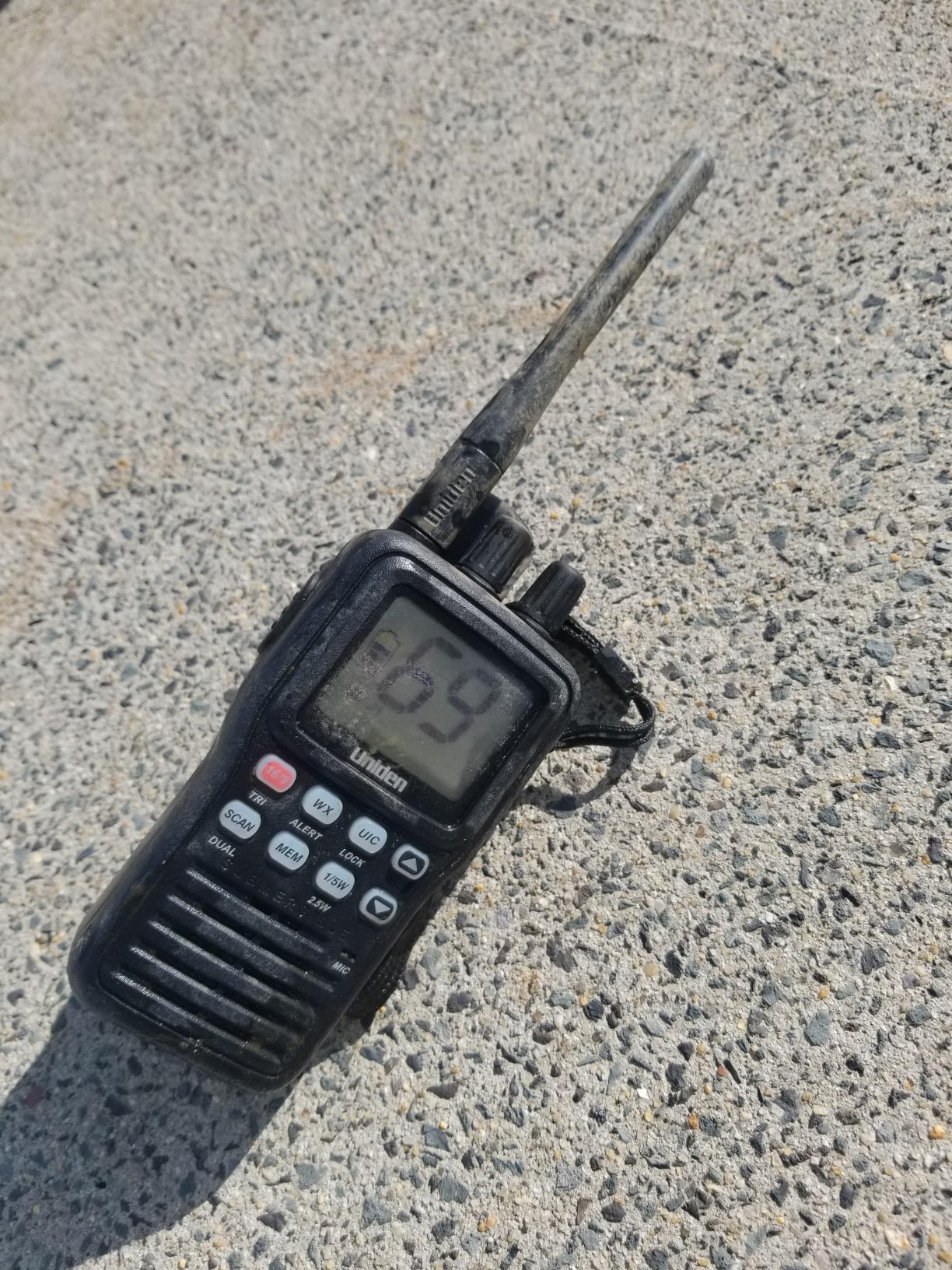 MHS75 Waterproof Handheld 2-Way VHF Marine radio, Submersible, Selectable 1/2.5/5 Watt Transmit Power customer photo 1