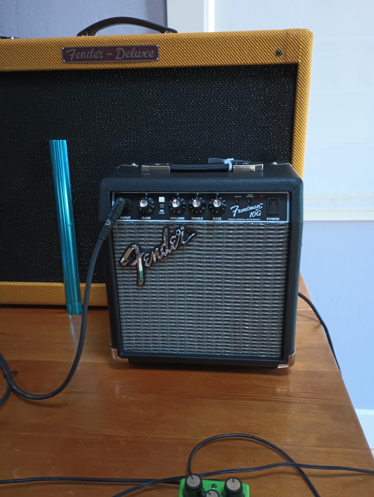 Fender Frontman 10G Guitar Amp, 10 Watts, with 2-Year Warranty, 6 Inch Fender Special Design Speaker customer photo 2