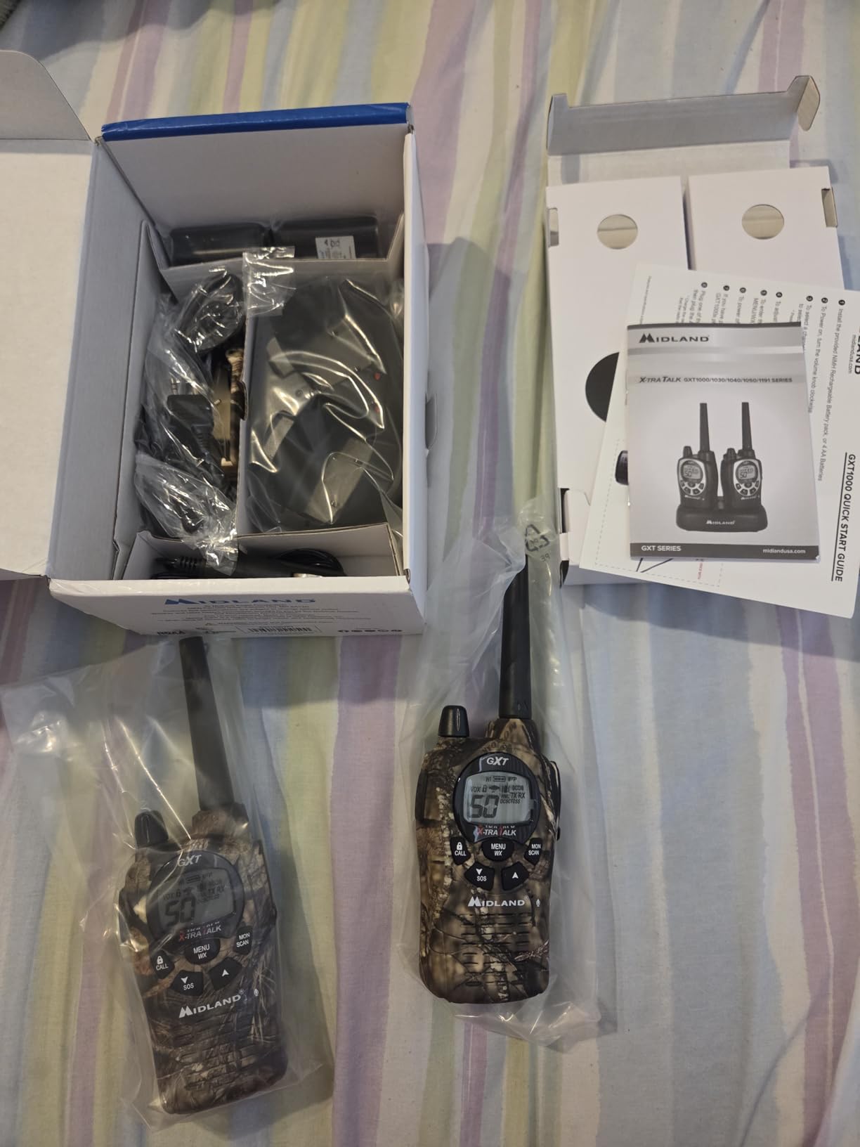 Midland GXT1000VP4 GMRS Two-Way Radio (50 Channel, Long Range, 142 Privacy Codes, SOS, NOAA, Rechargeable Nickel Battery, Black/Silver 2-Pack) customer photo 2