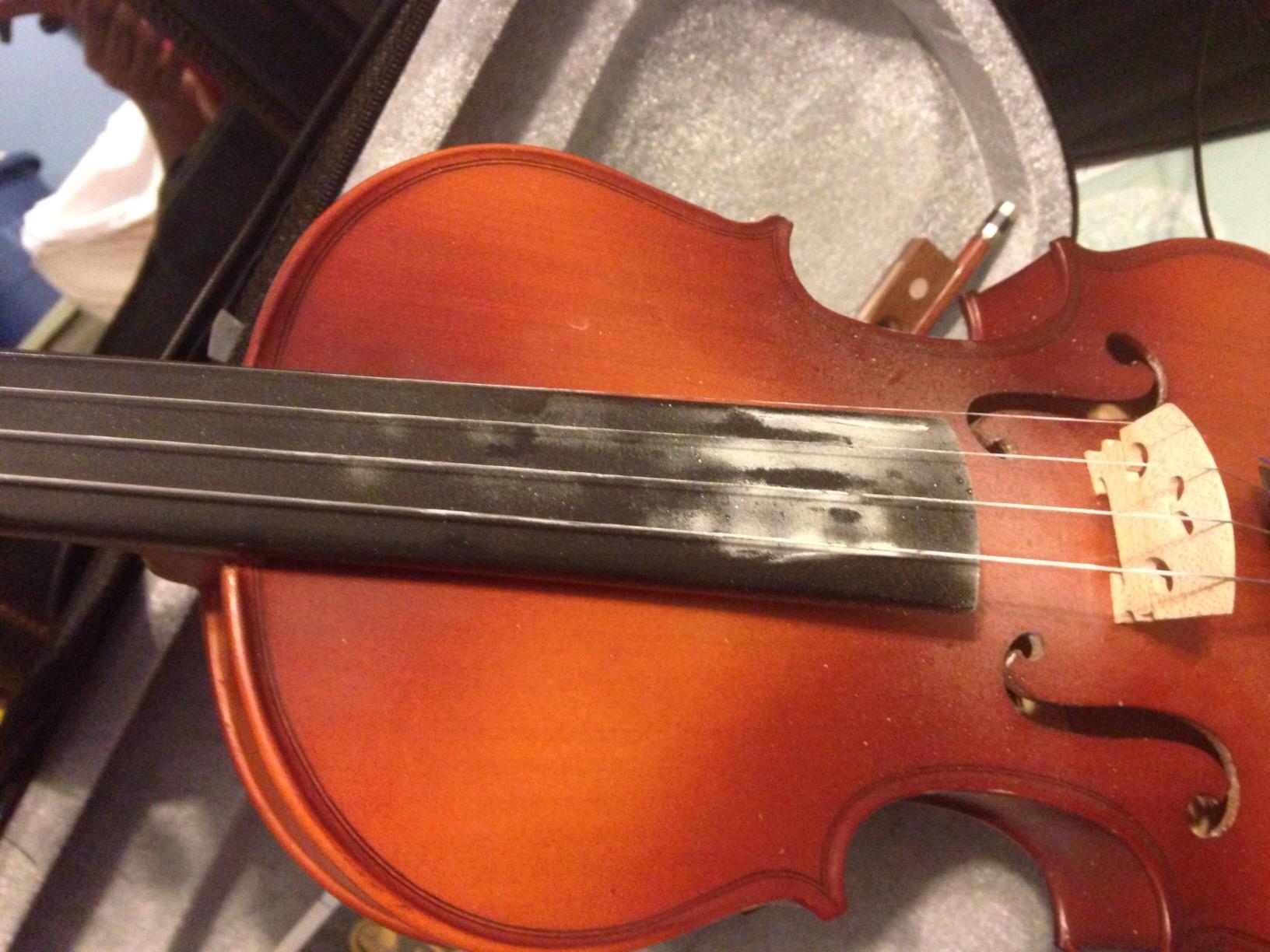 Mendini by Cecilio Violin 4/4 Full Size Kit For Beginners - Hand Carved Acoustic Violins Set - Fiddle Solid Wood Kit with Hard Case, Bow, Rosin, Shoulder Rest, Bridge and Extra Strings customer photo 2