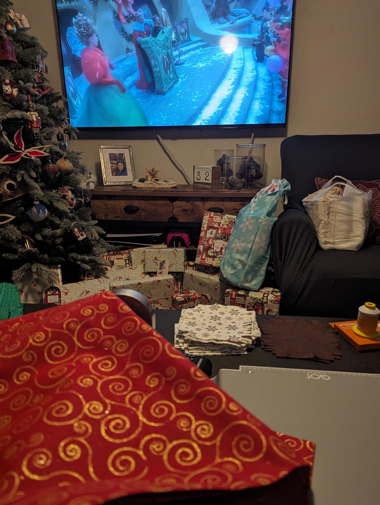 Accuquilt GO! 55100H Fabric Cutter Starter Set customer photo 1