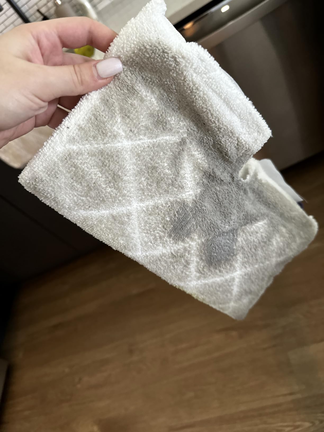 Shark Steam Pocket Mop with 2 Washable Double-sided Pads, Steam Sanitization, Swivel Steering, Lightweight, Steam Cleaner for Sealed Hard Floors, Hardwood, Marble, Tile, Purple, S3501 customer photo 2