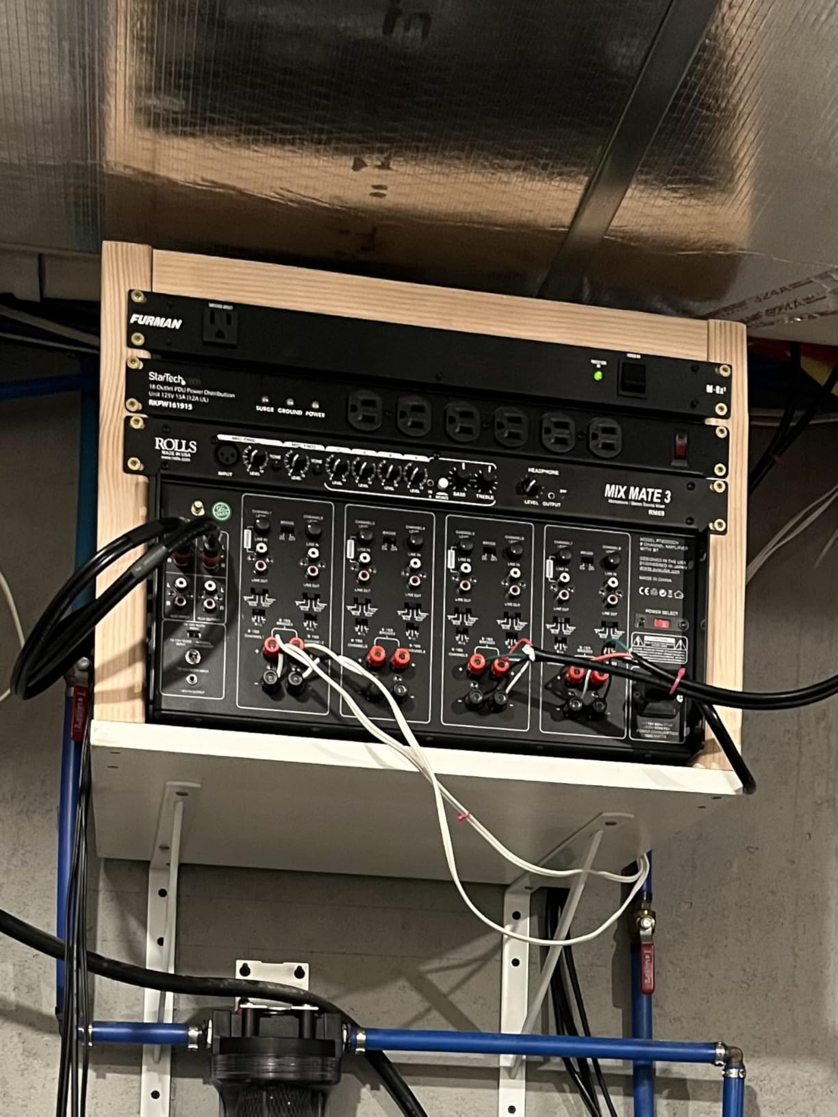 Pyle 4 Multi-Zone Stereo Amplifier - 19