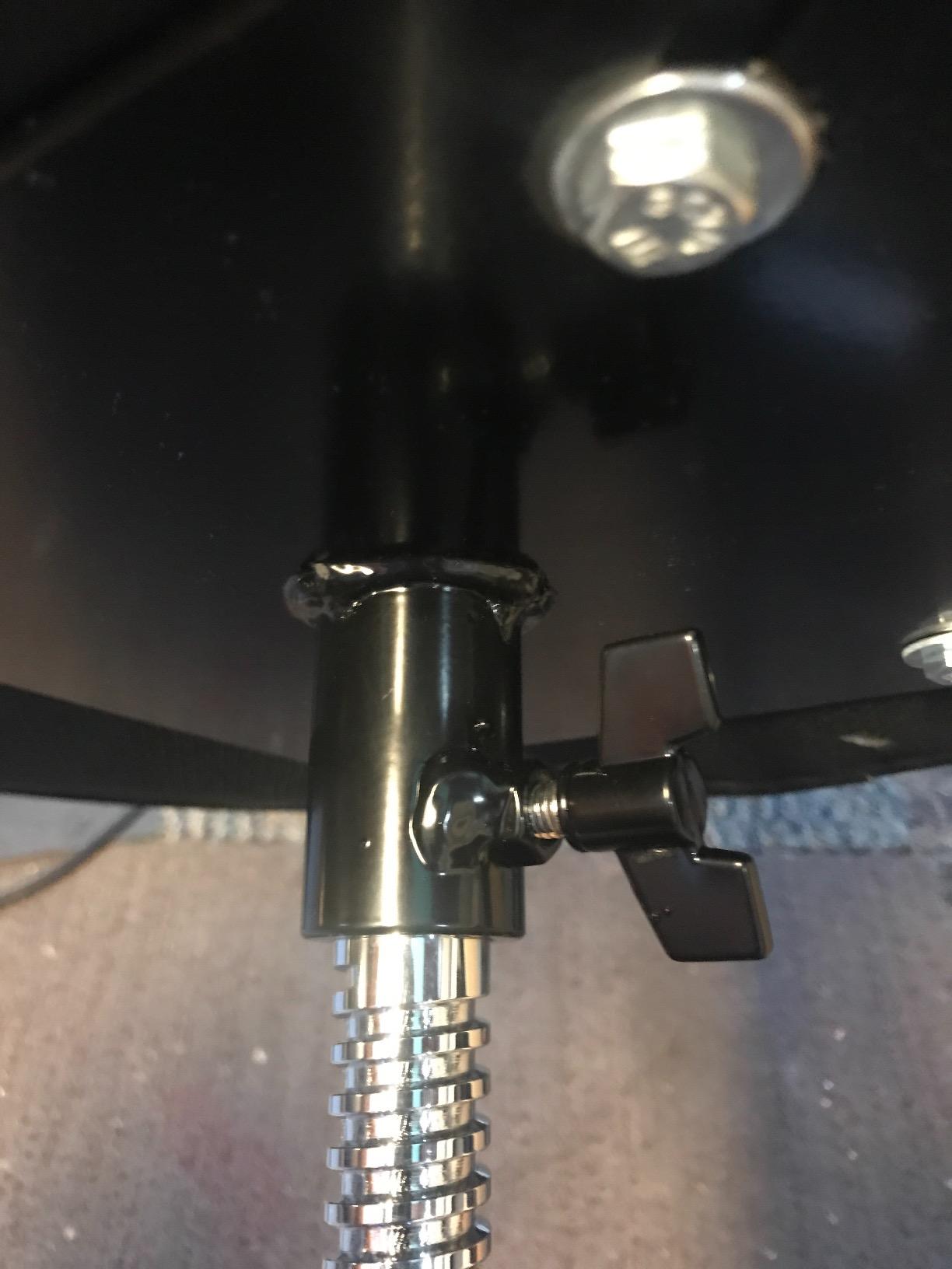 ROC-N-SOC Manual Spindle Drum Throne with Original Saddle - Black customer photo 1
