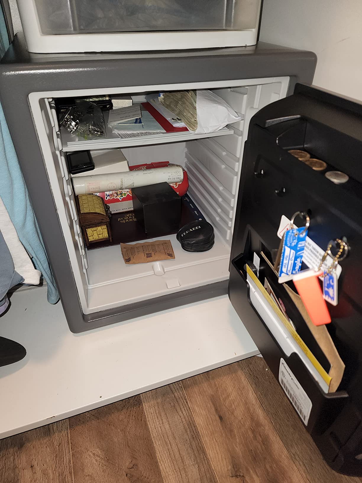 SentrySafe Black Fireproof Safe with Digital Push Button Keypad, Home Safe For Money, Documents, and other Valuables, 1.23 Cubic Feet, SF123ES customer photo 1