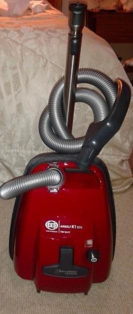SEBO 9679AM AIRBELT K2 Kombi Canister Vacuum Cleaner with 7-Year Motor Warranty, Comes with Kombi Nozzle - Made for Bare Floors and Area Rugs Only, S-Class Filtration, Made in Germany customer photo 2