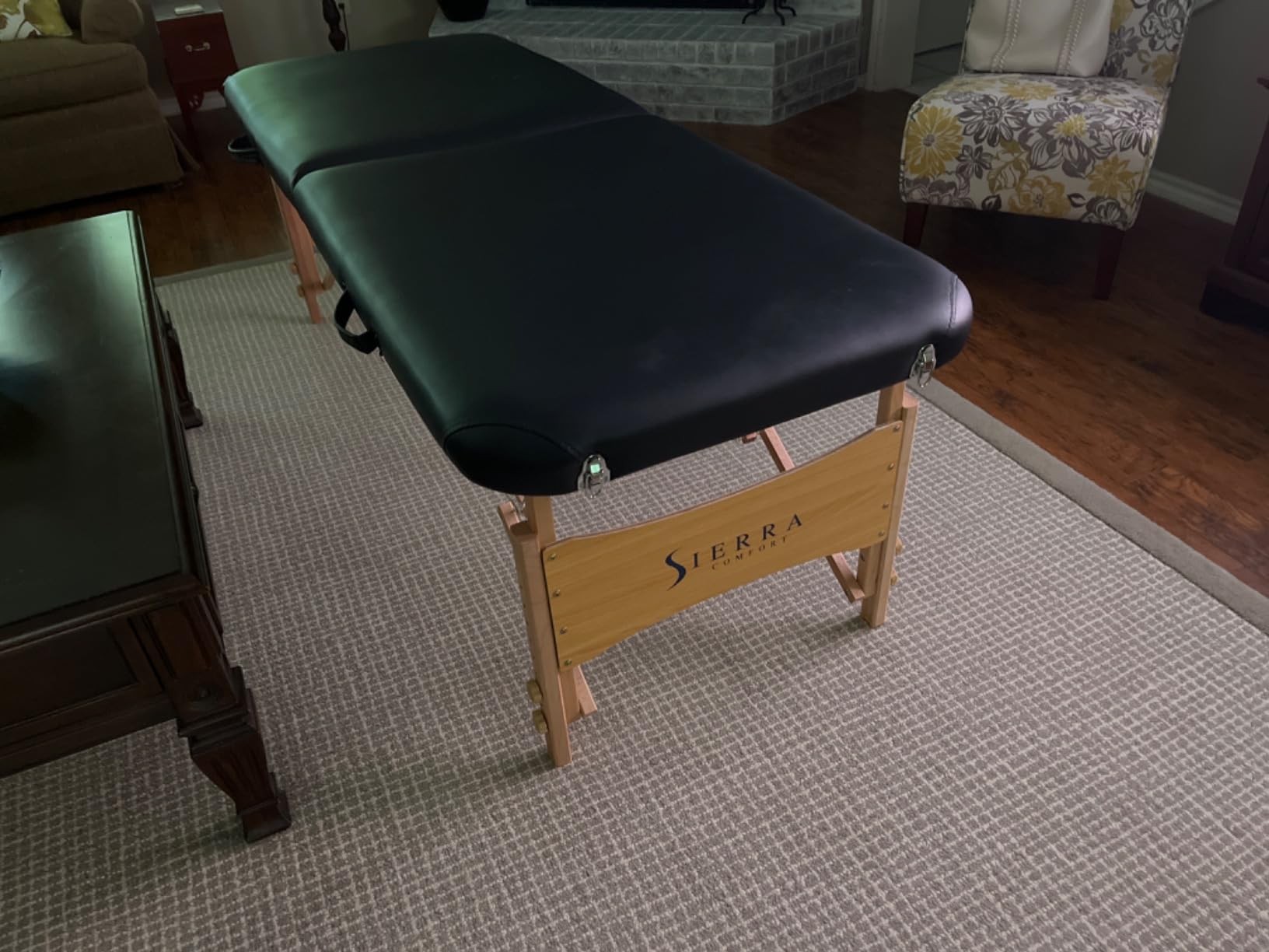 Sierra Comfort Basic Portable Massage Table, Black customer photo 2