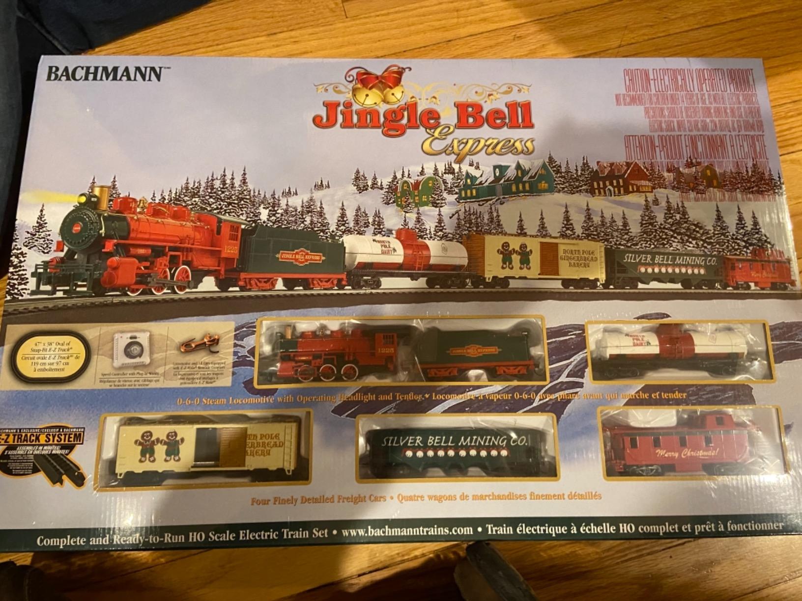 Bachmann Trains - Jingle Bell Express Ready To Run Electric Train Set - HO Scale customer photo 2