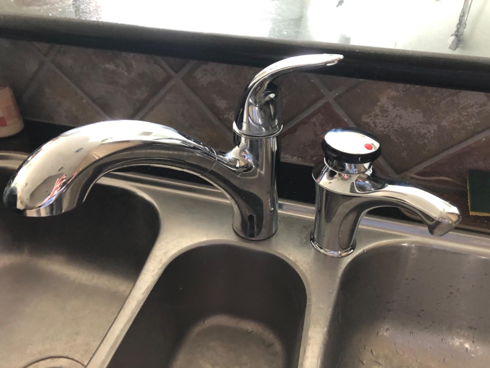 InSinkErator Invite Contour Instant Hot Water Dispenser System - Faucet & Tank, Chrome customer photo 1