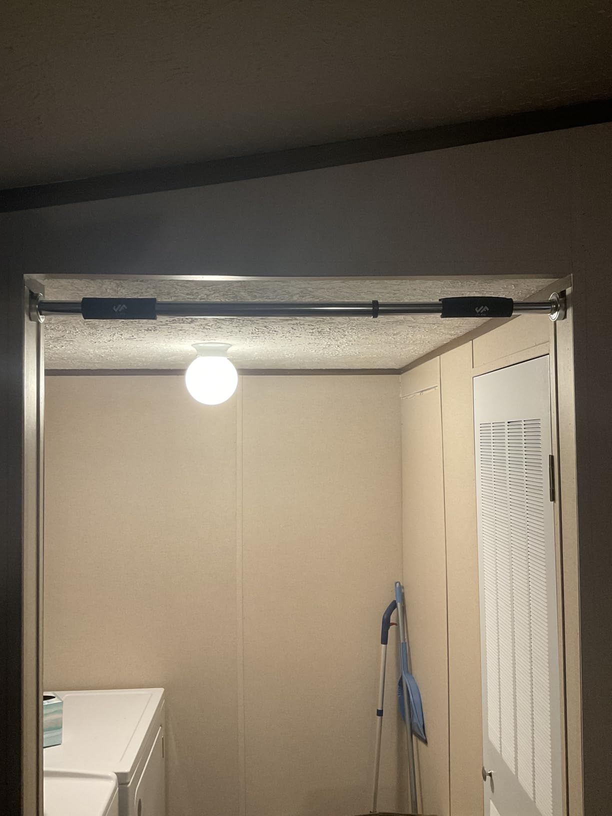 JFIT Deluxe Multi Exercise Doorway Pull-Up Bar with Comfort Grips, 40-Inch customer photo 2