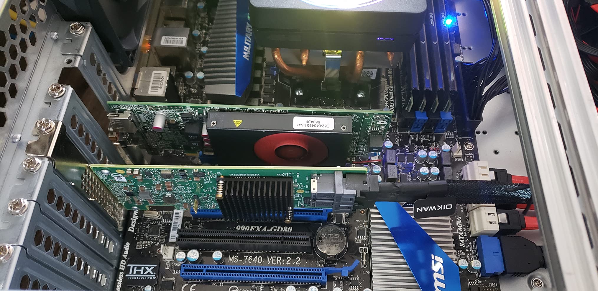 LSI Broadcom SAS 9300-8i 8-port 12Gb/s SATA+SAS PCI-Express 3.0 Low Profile Host Bus Adapter customer photo 1