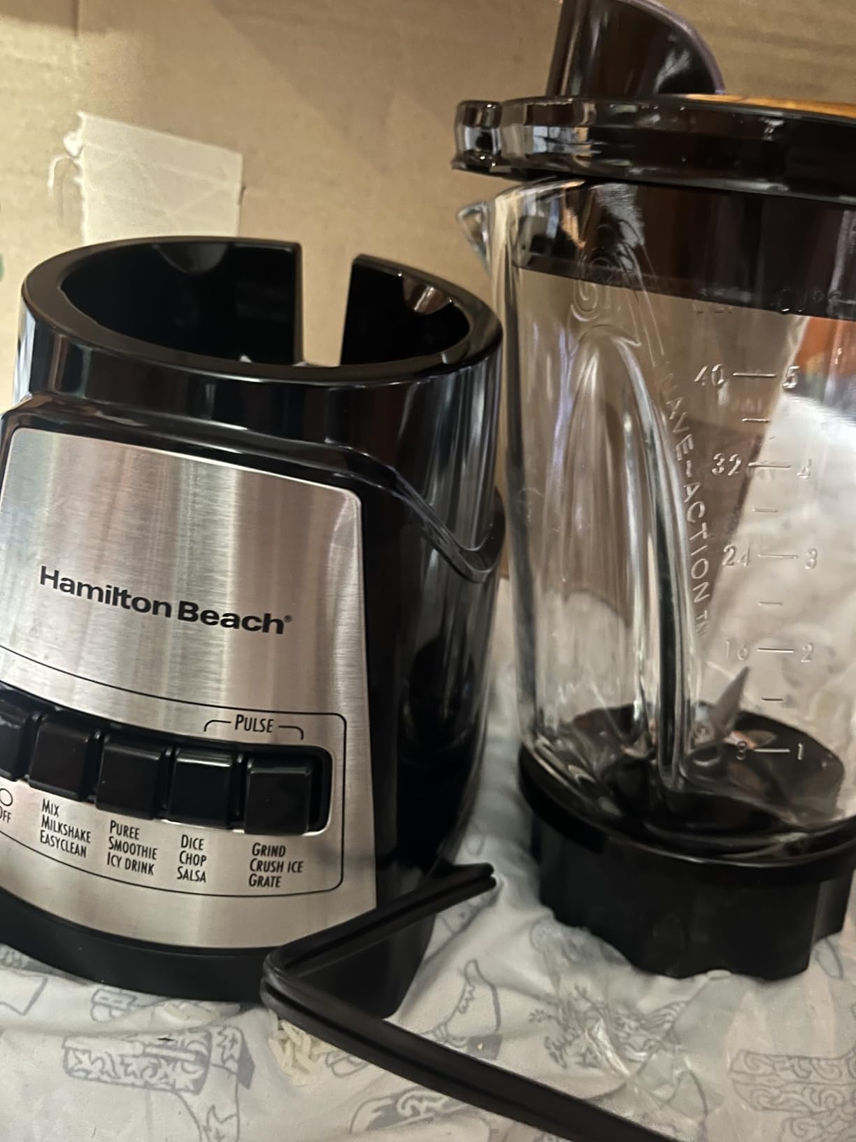 Hamilton Beach Power Elite Wave Action Blender For Smoothies, 40 Oz Glass Jar, 12 Functions Including Puree, Crush Ice, 700 Watts - Black (58148A) customer photo 1