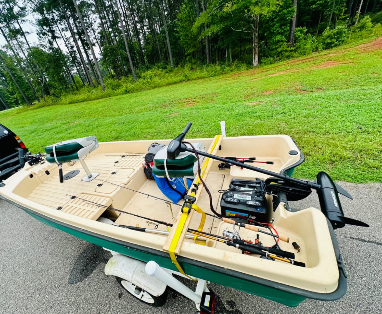 Newport NV-Series 55lb Thrust Saltwater Transom Mounted Trolling Electric Trolling Motor w/LED Battery Indicator customer photo 1