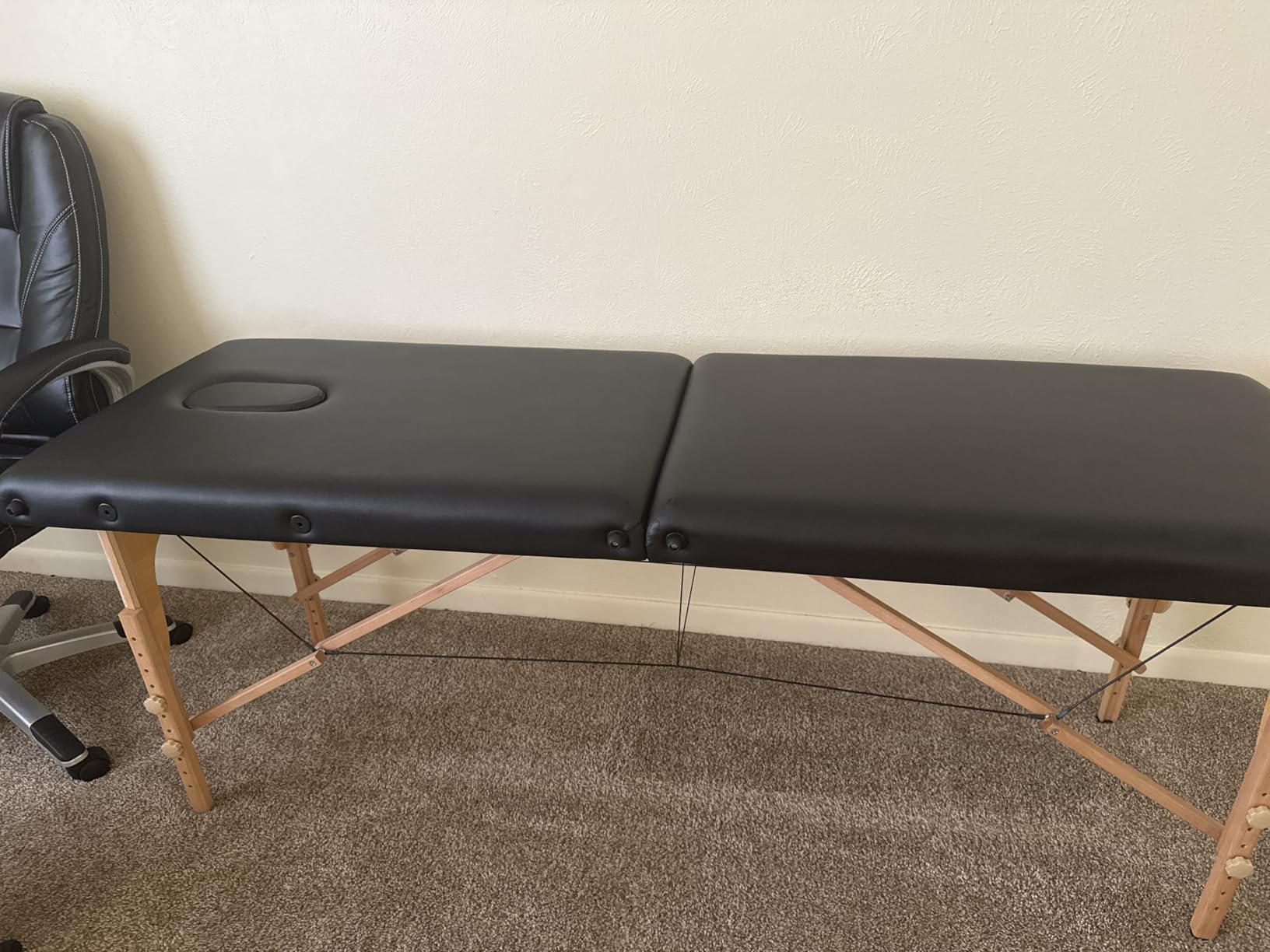 BestMassage Massage Bed Portable Massage Table 24 Inch Wide Lash Bed Height Adjustable 2 Folding Spa Table with Non-Woven Bag for Spa Footmassage Facial Care Spa Tattoo customer photo 1