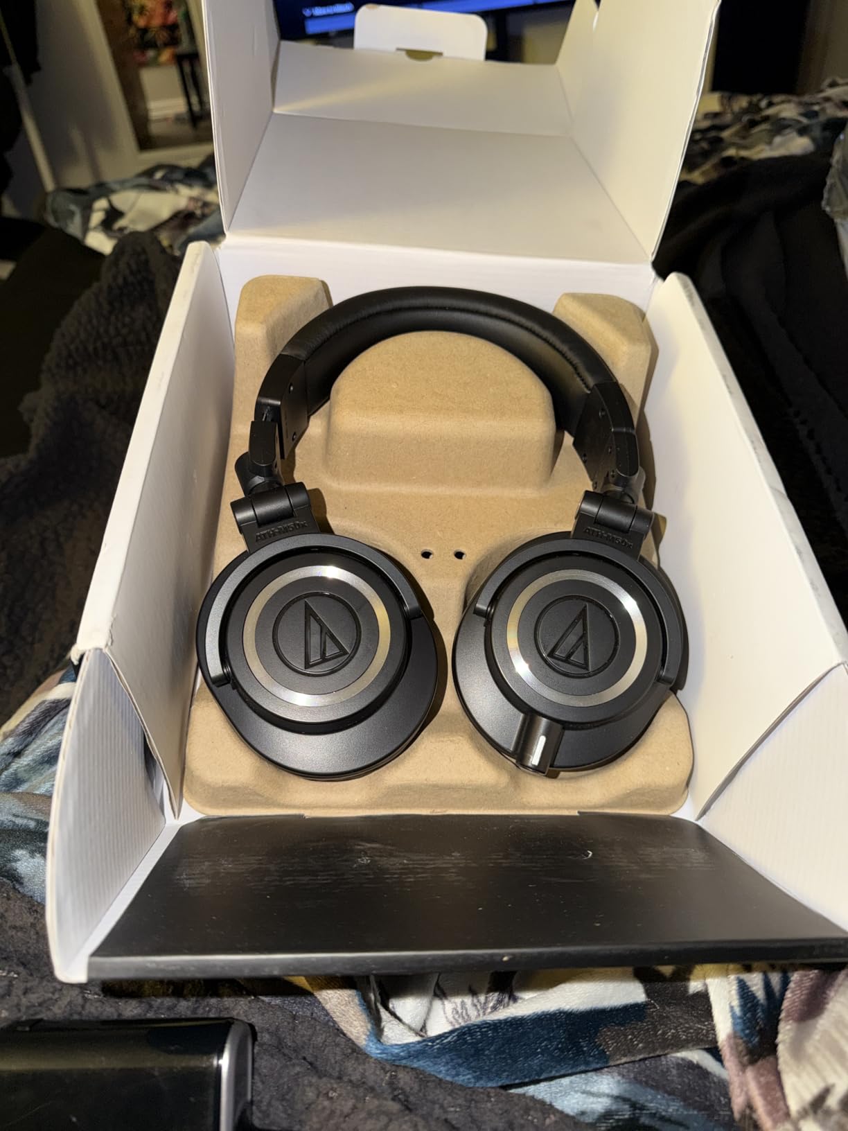 Audio-Technica ATH-M50X Professional Studio Monitor Headphones with Detachable Cable customer photo 2