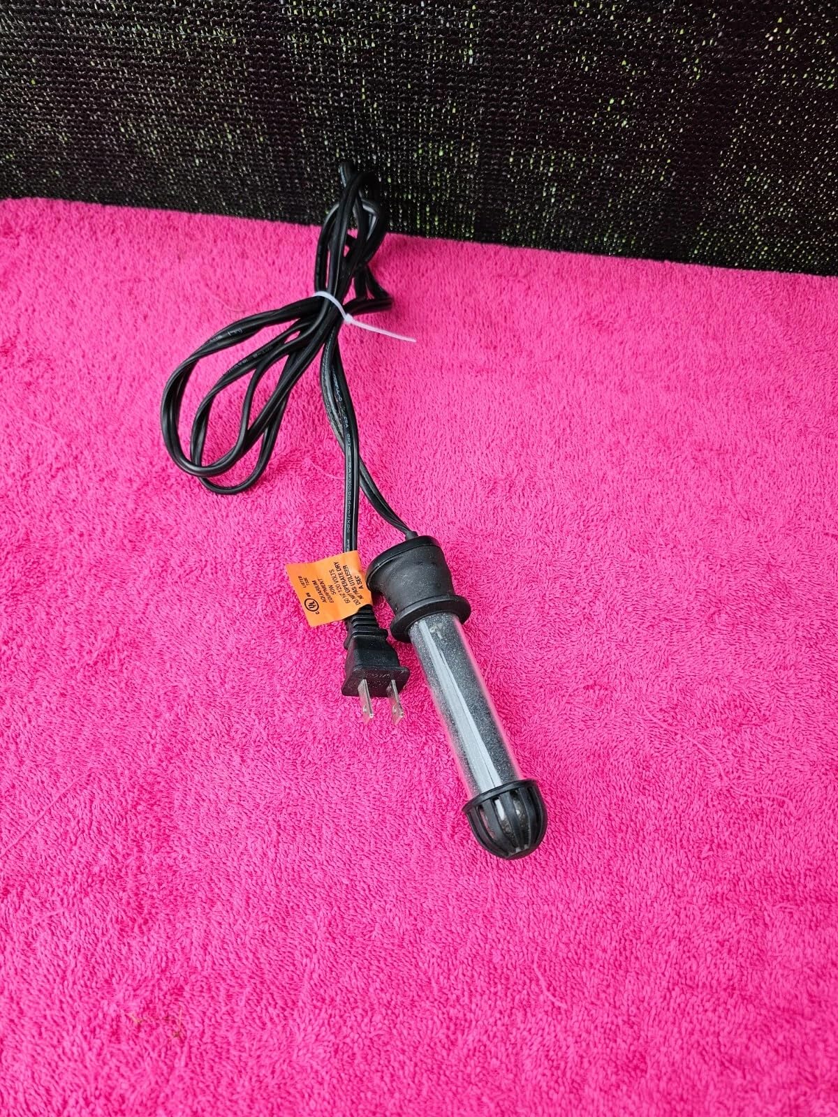 Tetra Submersible Heater With Electronic Thermostat, 200-Watt customer photo 1
