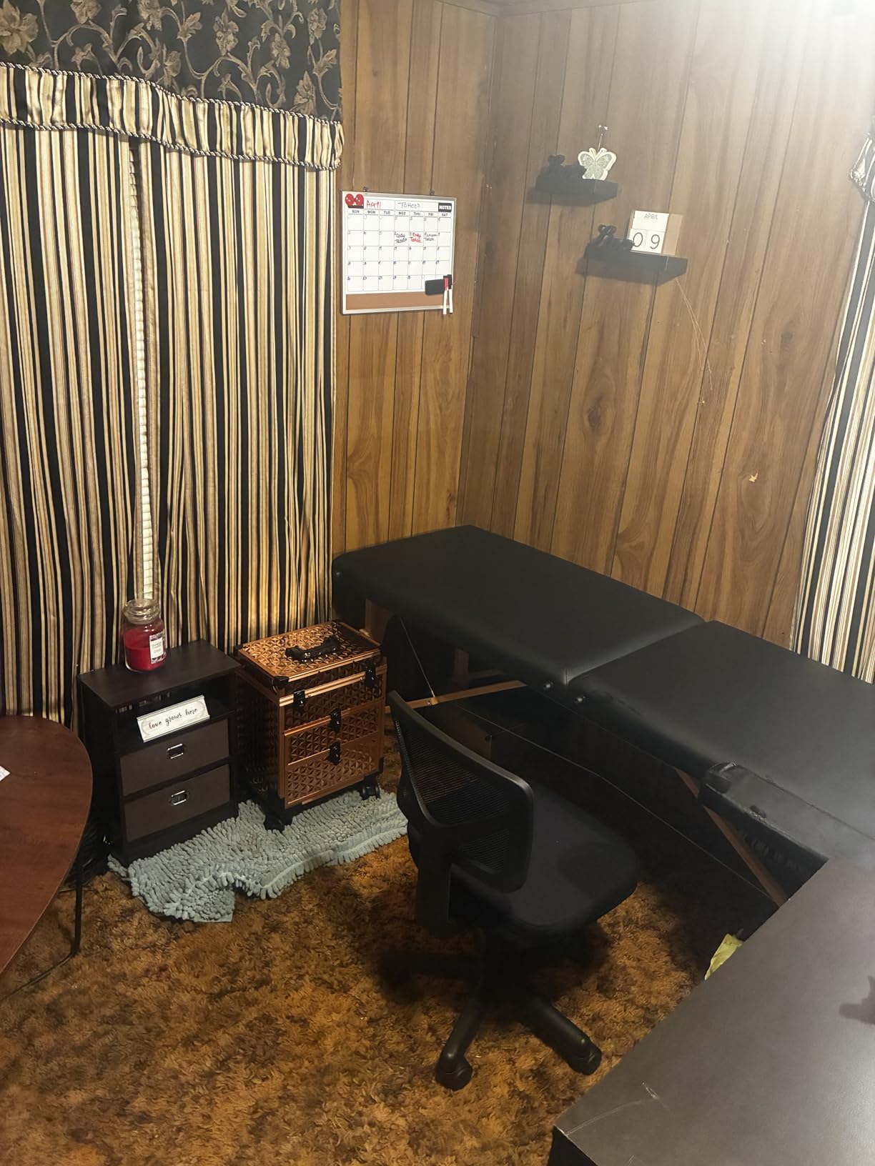 BestMassage Massage Bed Portable Massage Table 24 inch Wide Lash Bed Height Adjustable 2 Folding Spa Table with Non-Woven Bag for Spa Footmassage Facial Care Spa Tattoo customer photo 1