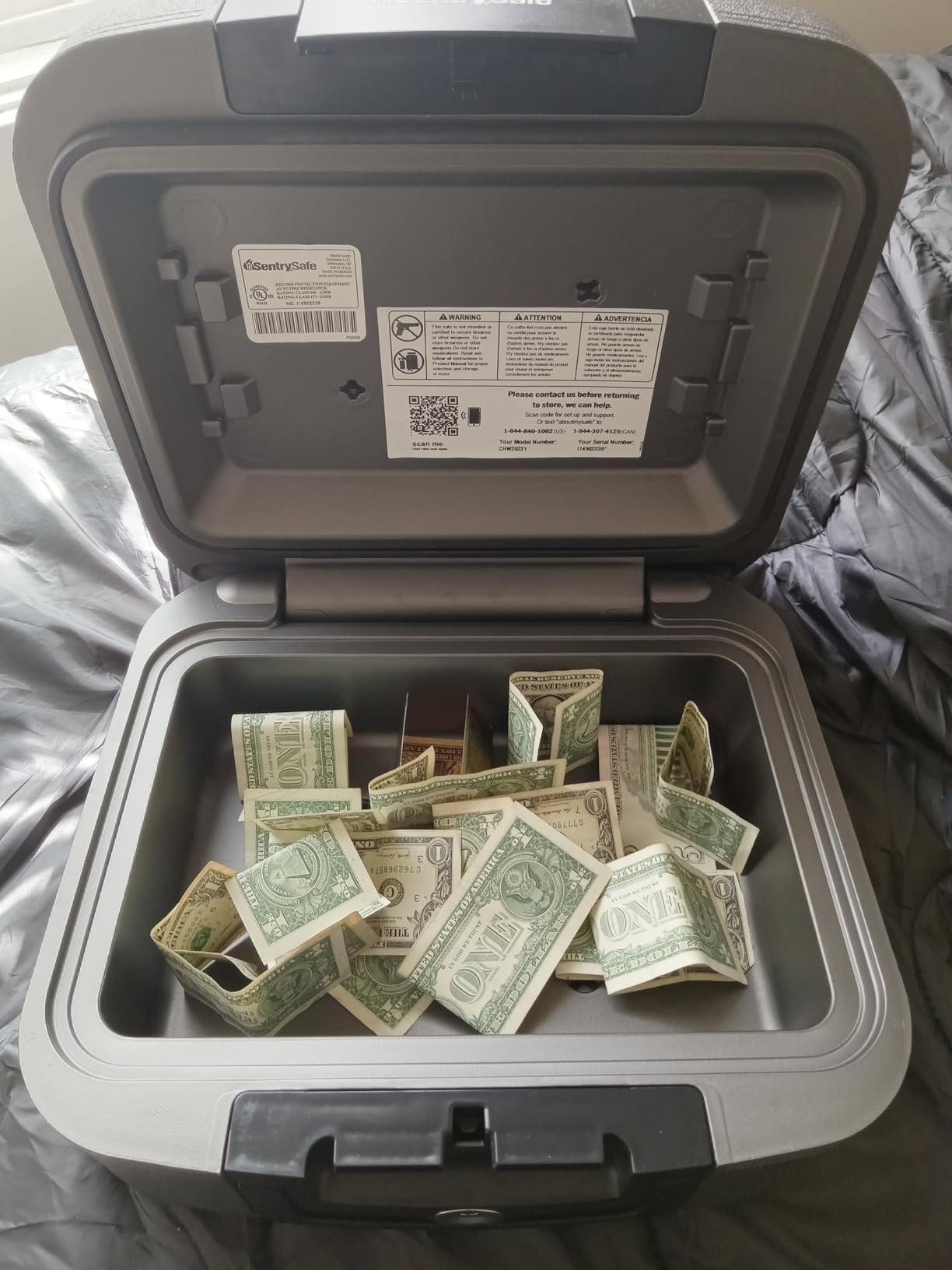 SentrySafe Charcoal Gray Fireproof and Waterproof Safe Box with Key Lock, Portable Chest, 0.28 Cubic Feet, CHW20221 customer photo 1