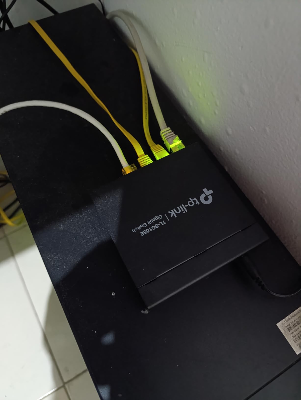 TP-Link 5-Port Gigabit Ethernet Easy Smart Switch| Plug and Play | Desktop | Sturdy Metal w/Shielded Ports | Limited Lifetime Replacement (TL-SG105E) customer photo 1