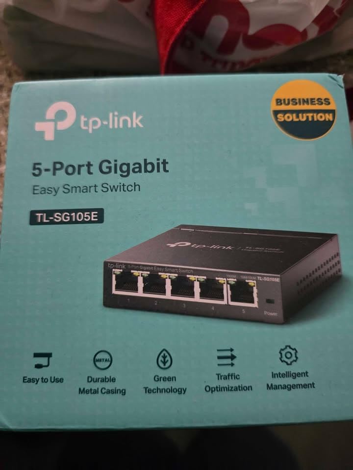 TP-Link 5-Port Gigabit Ethernet Easy Smart Switch| Plug and Play | Desktop | Sturdy Metal w/Shielded Ports | Limited Lifetime Replacement (TL-SG105E) customer photo 2