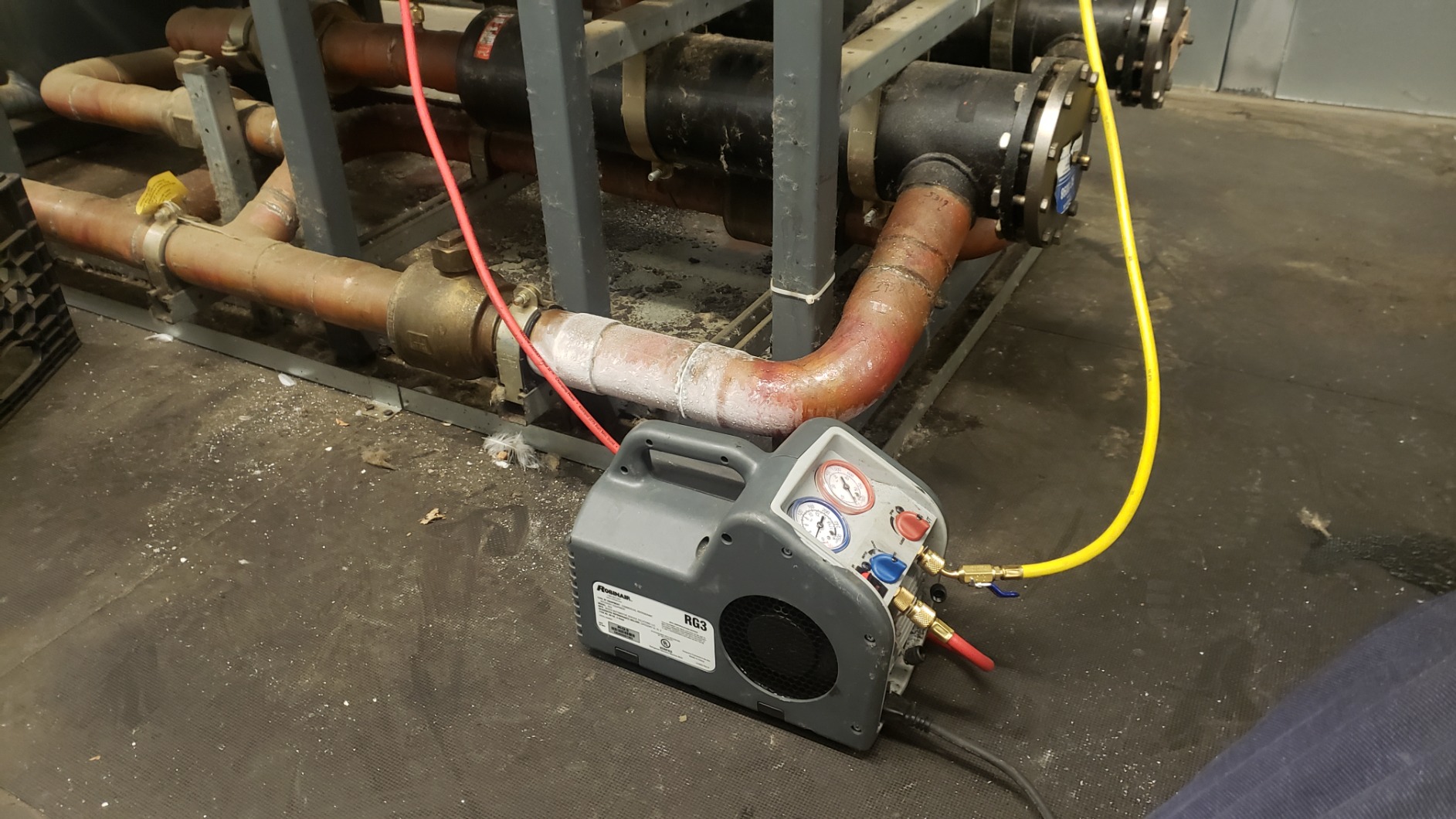 Robinair RG3 Portable Liquid and Vapor Refrigerant Recovery Machine - Compatible with Common CFC, HFC, HCFC Refrigerants Including R-410A; 115V, 60Hz customer photo 3