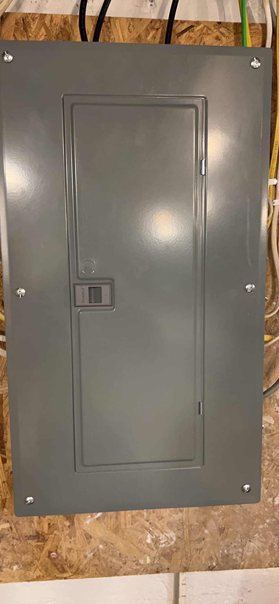 Square D by Schneider Electric Square D - HOM2040L125PGC Homeline Load Center with Cover, 125 Amp Convertible Main Lugs, 1-Phase, 20-Space, 40-Circuit, Ground Bar, Plug-on Neutral Ready customer photo 2