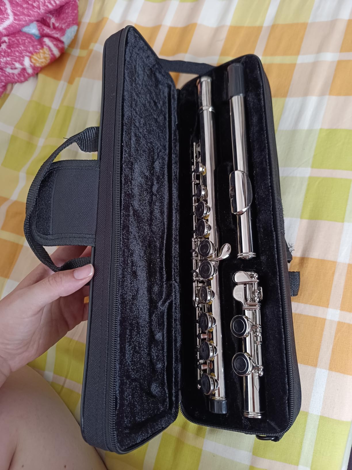 Glory Closed Hole C Flute With Case, Tuning Rod, Joint Grease and Cloth, Gloves, Nickel Silver customer photo 2