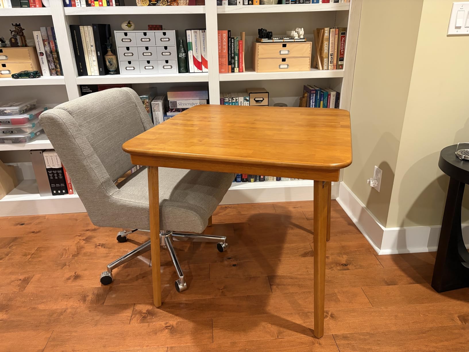 MECO Stakmore Classic Straight Edge Square Wood Folding Card Table, 32