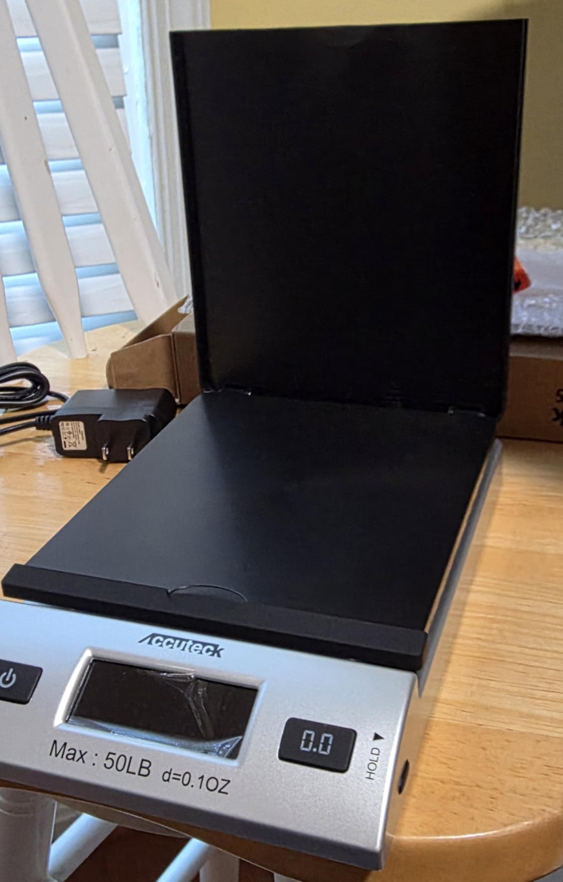 Accuteck 8250 High Accuracy Digital Shipping Scale and Postal Scale, 0.1oz Precision, 50Lb customer photo 1