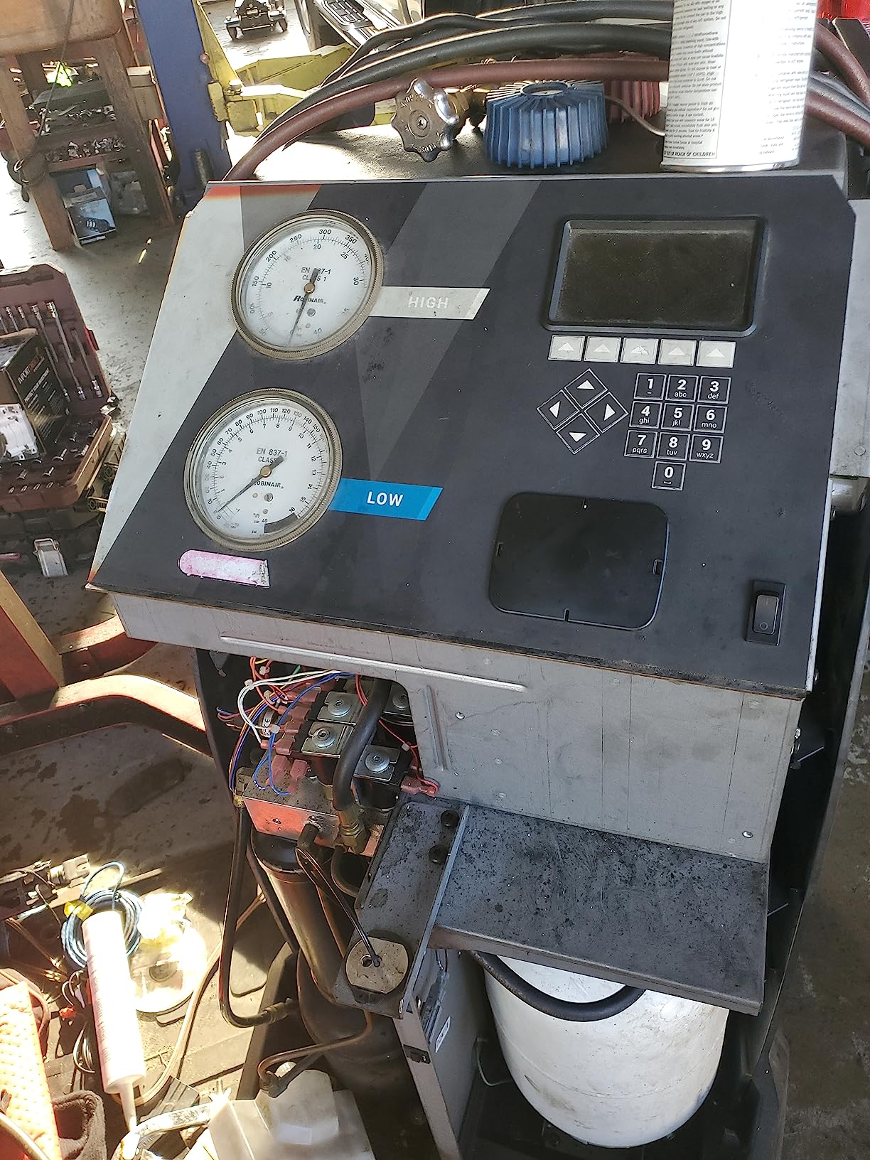 Robinair 34788NI Premier R-134A Refrigerant Recovery, Recycling, and Recharging Machine for Standard (Non-Hybrid) Automotive A/C Systems customer photo 6