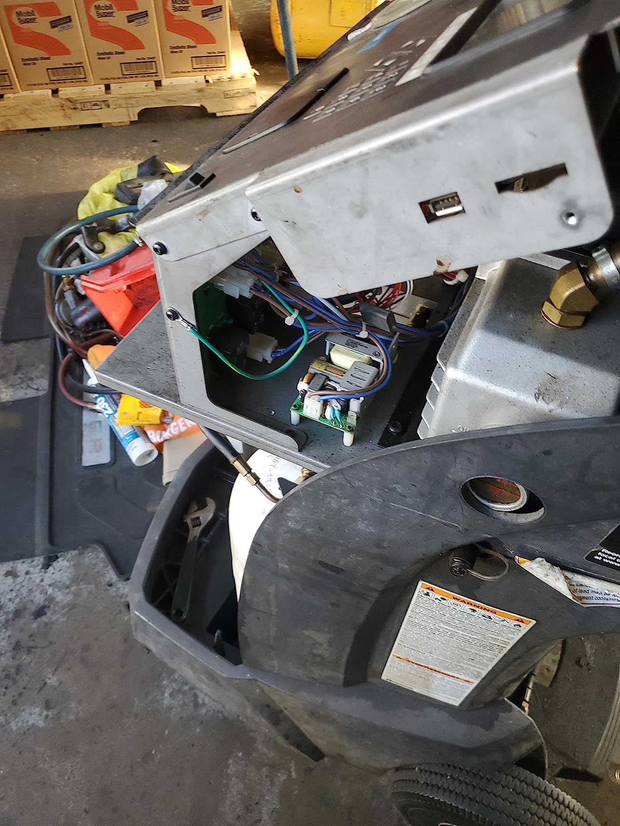 Robinair 34788NI Premier R-134A Refrigerant Recovery, Recycling, and Recharging Machine for Standard (Non-Hybrid) Automotive A/C Systems customer photo 8