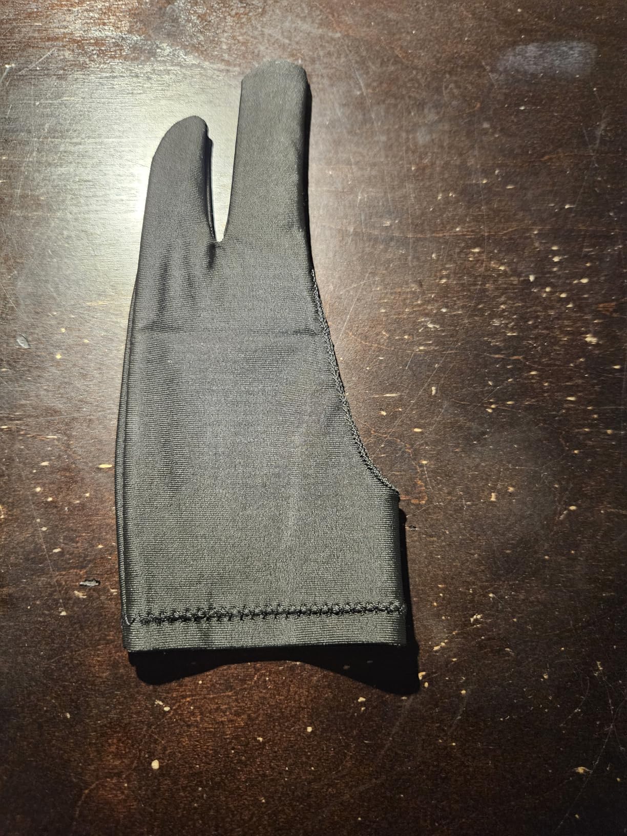 HUION Artist Glove for Drawing Tablet (1 Unit of Free Size, Good for Right Hand or Left Hand) - Cura CR-01 customer photo 1