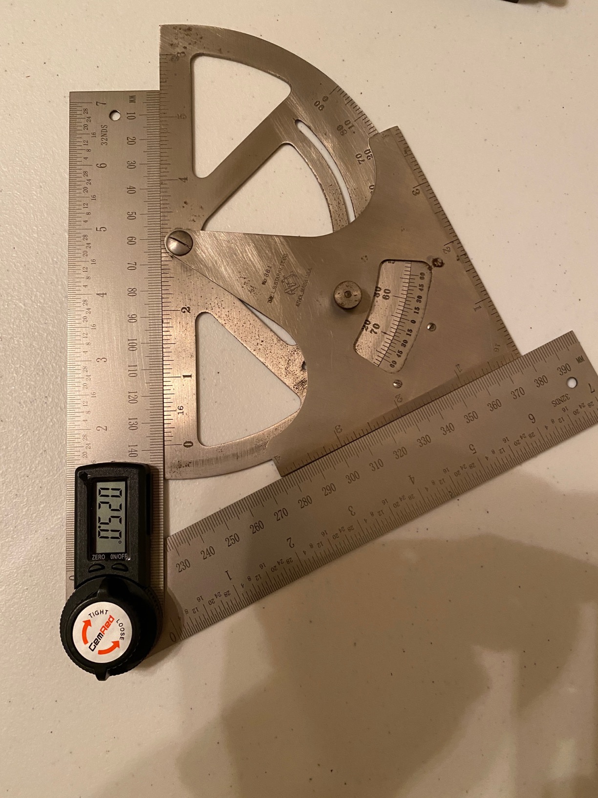 GemRed 82305 Digital Angle Finder GemRed Protractor Stainless steel 7inch 200mm (Black Button) customer photo 2