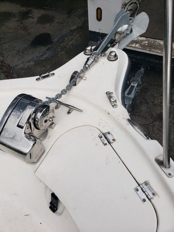 Lewmar Pro Fish 700 Windlass customer photo 1